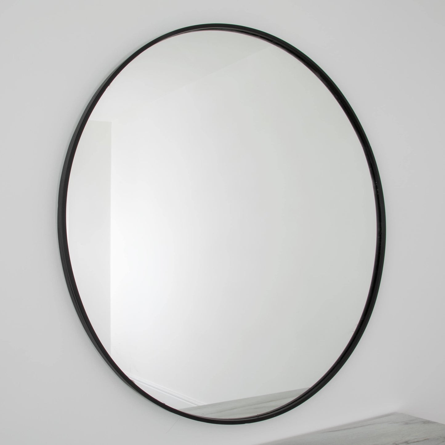 Black Manhattan Round Mirror