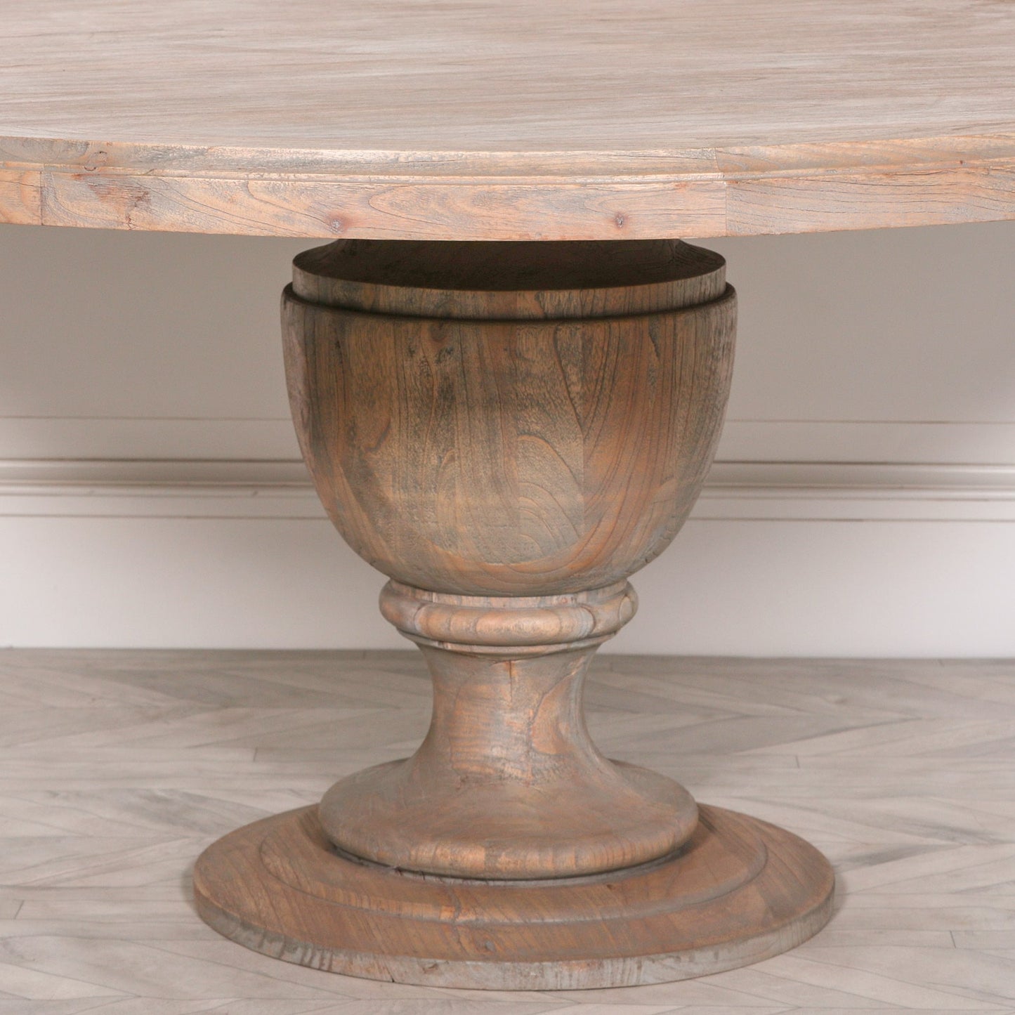 Rustic Victory Wooden Round Dining Table